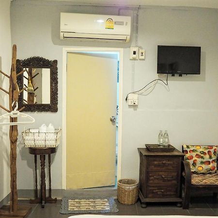 Stay With Me Guest House Τσιάνγκ Μάι Εξωτερικό φωτογραφία