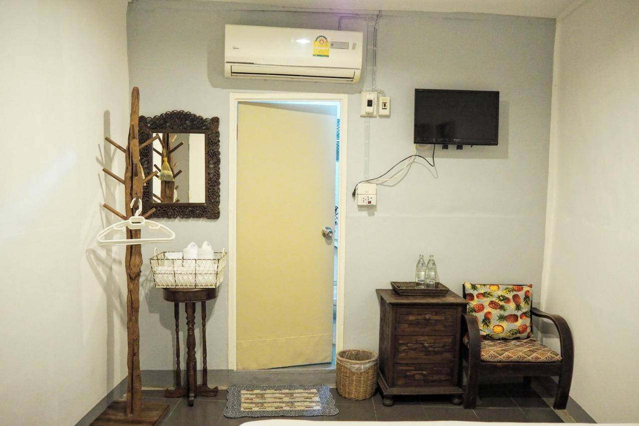 Stay With Me Guest House Τσιάνγκ Μάι Εξωτερικό φωτογραφία