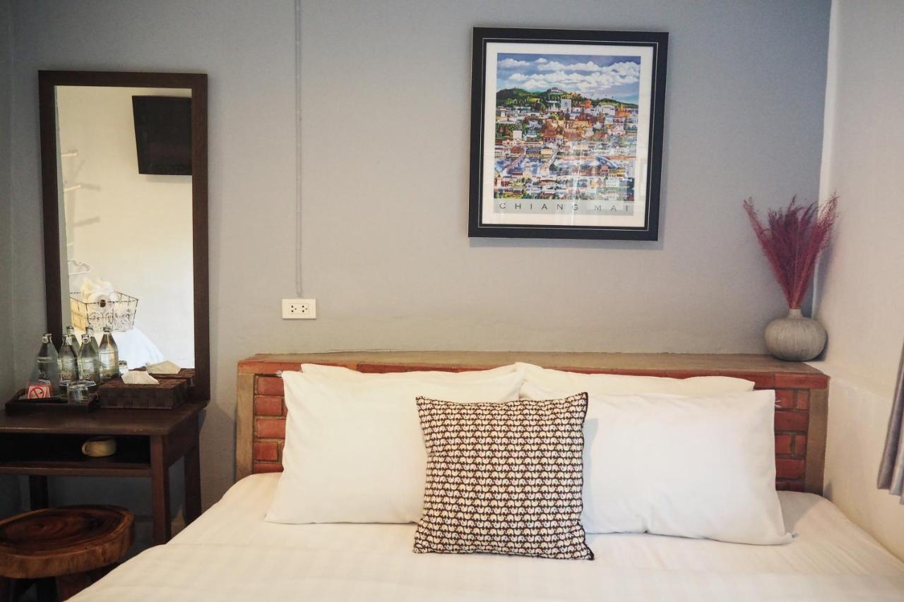Stay With Me Guest House Τσιάνγκ Μάι Εξωτερικό φωτογραφία